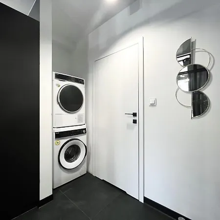 Sunset Aircon - Self Check-in 24h 弗罗茨瓦夫